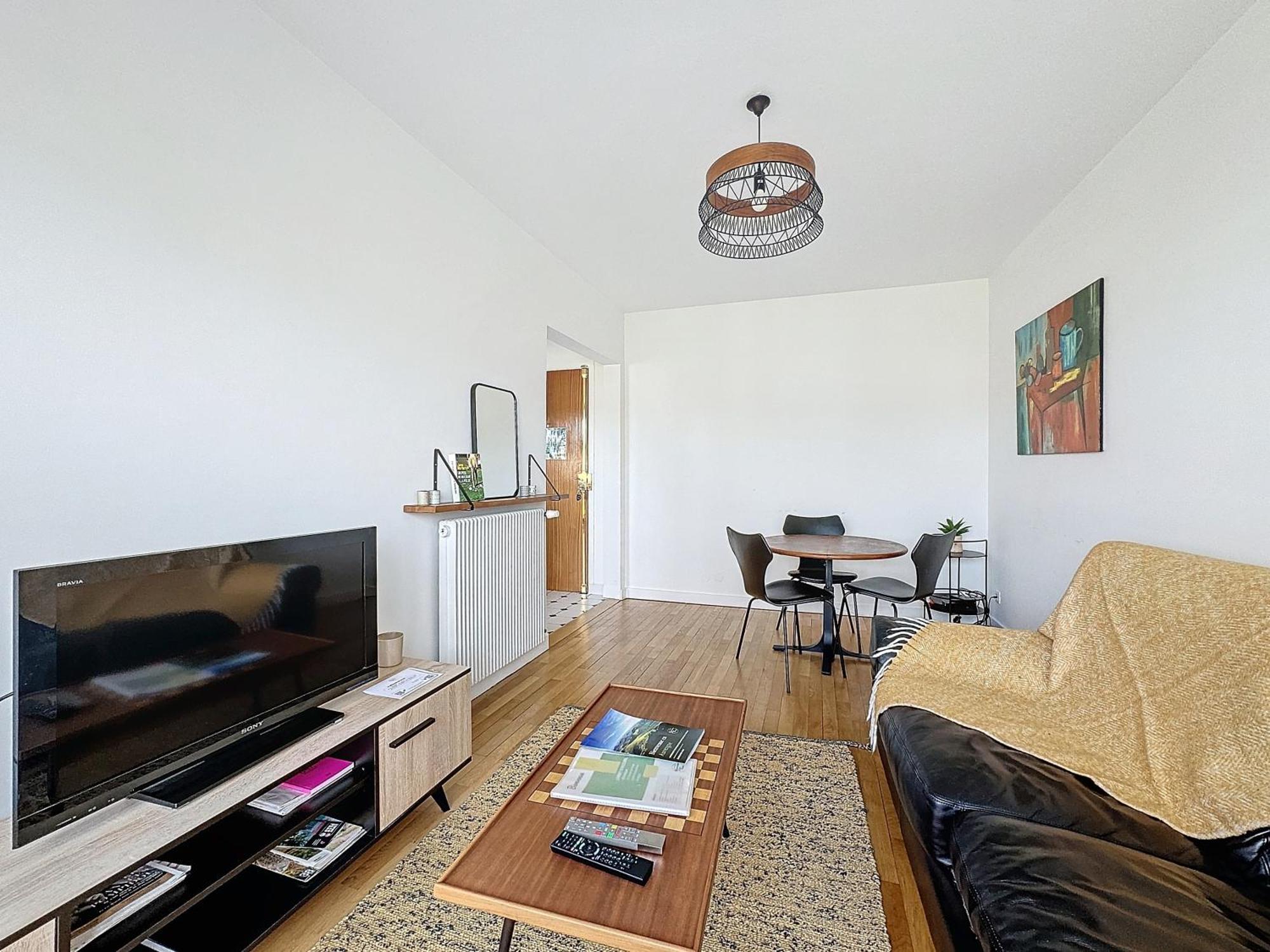 La Lassolas - Charmant T2 Avec Balcon Et Garage 洽马来里斯 外观 照片